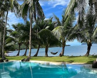 The Beach House Ocam Ocam - Busuanga - Pool