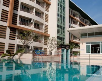 Charoenkrung Place - Bangkok - Piscina