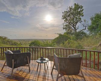 Four Seasons Safari Lodge Serengeti - Kilimafedha - Ban công