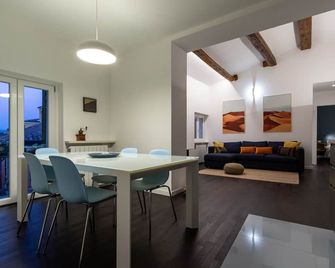 Arela - Werona - Jadalnia