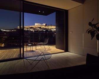 Urban Stripes Athens - אתונה - מרפסת