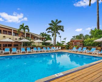 Best Western Plus Belize Biltmore Plaza - בליז סיטי - בריכה