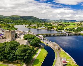 Lakeside Holiday Homes - Type B by Trident Holiday Homes - Killaloe