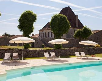 Domaine de l'Age - Magnac-Laval - Piscine