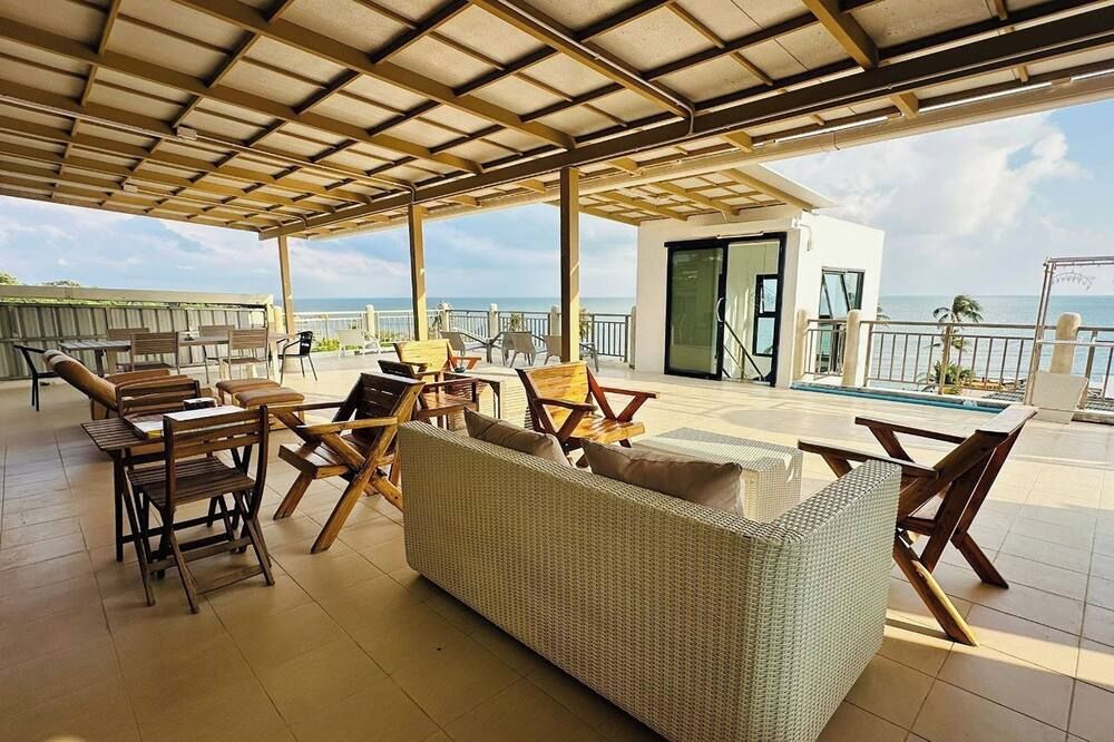 The Rock Samui Poshtel Lamai Beach - Maret - מרפסת