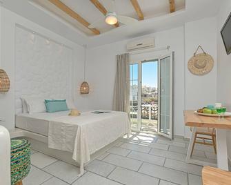 Sofi pension - Naxos - Soverom