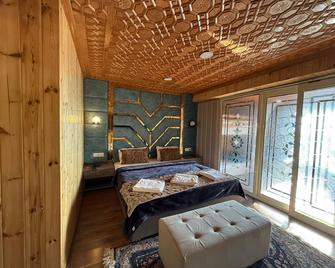 Srichan Resorts - Pahalgam - Habitación