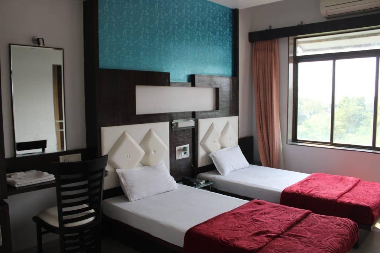 Hotel Saffron - Navsari - Habitación