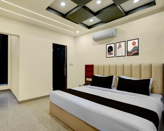 Super Townhouse Subharti University Meer - Meerut - Habitación