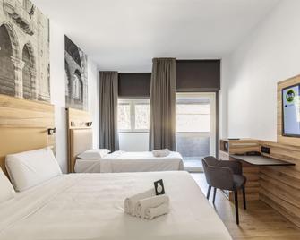 B&b Hotel Como Baradello - Κόμο - Κρεβατοκάμαρα