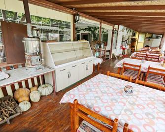 Zeybek 1 - Gelemiş - Restoran