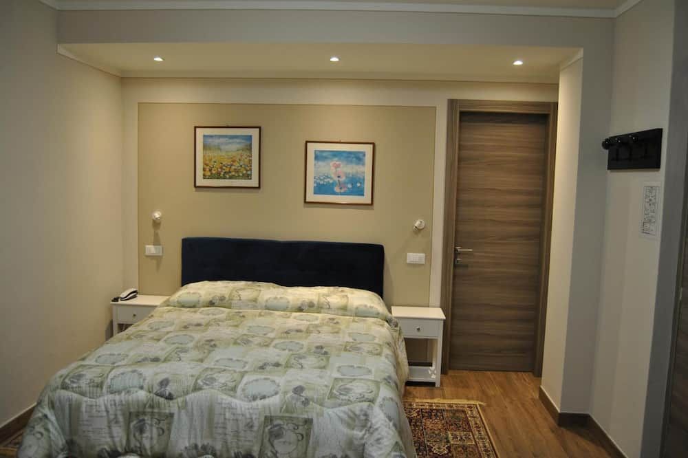 Hotel Villa Mon Toc - סטרסה - חדר שינה