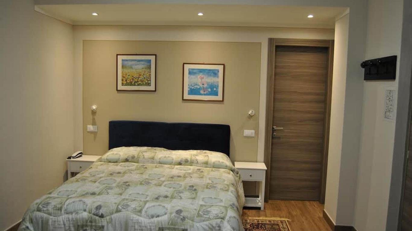 هوتل فيلا مون توك