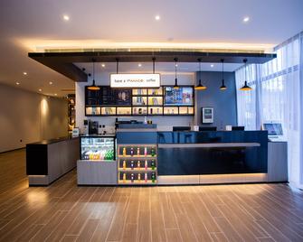 Hanting Express Tangshan Convention Center - Tangshan - Building