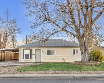 Spacious home near Anschutz/DIA - Aurora - Edificio