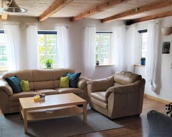 4 star holiday home in Smygehamn - Smygehamn - Living room