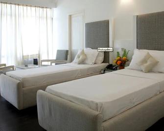 Hotel Jaya International - Hyderabad - Bedroom