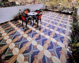 60's Green Hills - Rishikesh - Balkon