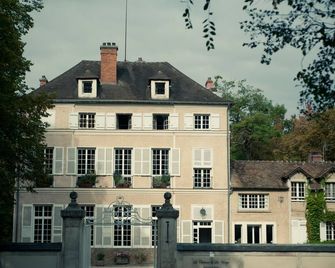 Le Chateau De La Vierge - Bures-sur-Yvette - Edificio