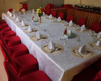 Khasab Hotel - Khasab - Restaurante