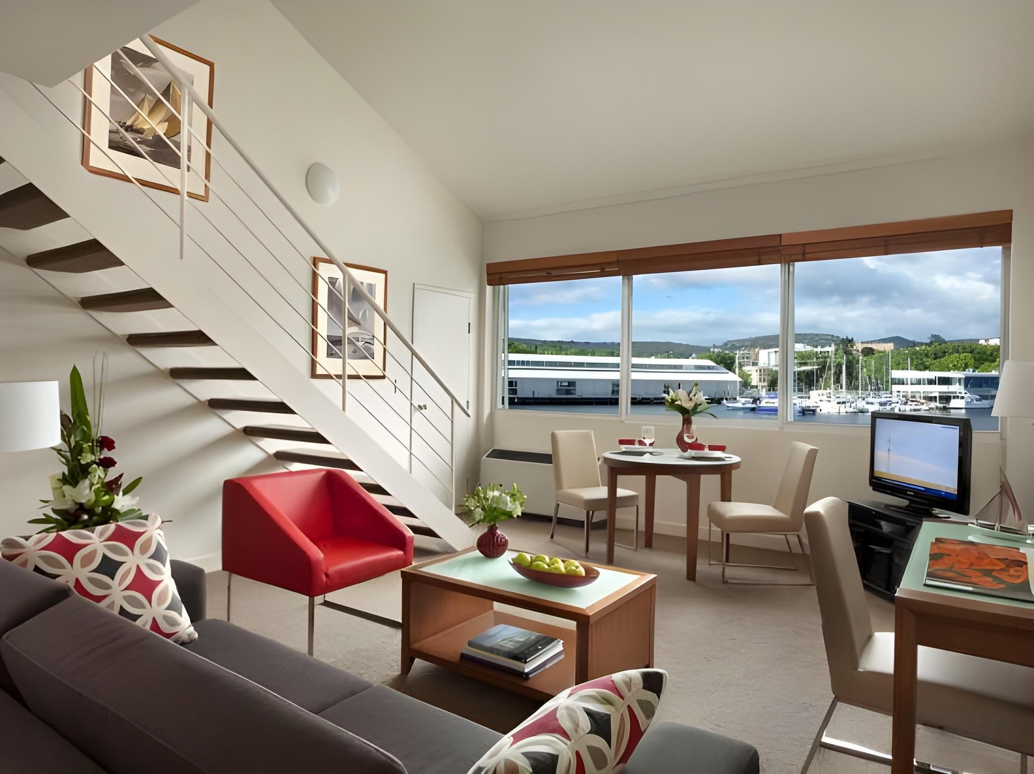 سومرست أون ذا بيير هوبارت