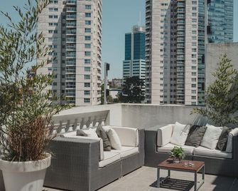 After Hotel Montevideo - Montevideo - Balcony