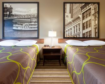 Super 8 by Wyndham La Grange KY - La Grange - Спальня