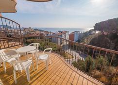 Apartamentos Ar Muntanya Mar - Blanes - Balkon