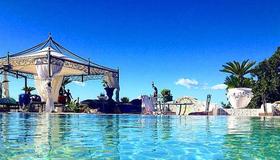 Villa Neptunus - Ischia - Pool