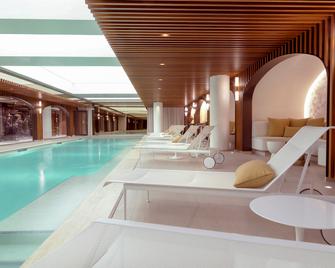 Hôtel d'Aubusson - París - Piscina