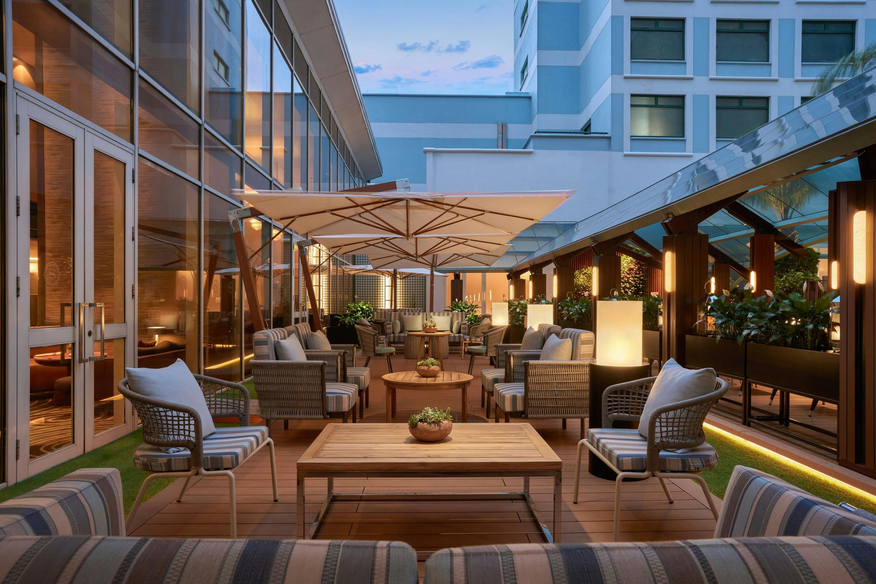 Sheraton Saigon Grand Opera Hotel