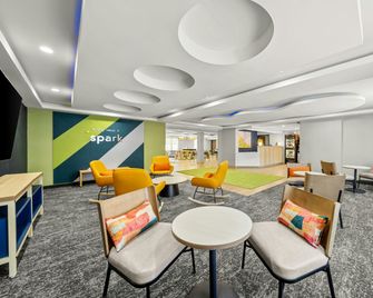 Spark by Hilton Milford Boston - Milford - Lounge