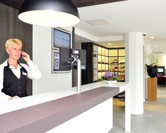 Mercure Hotel Nijmegen Centre - Nimega - Recepción