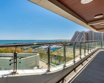 Mantingfang Homestay - Qinhuangdao - Balkon