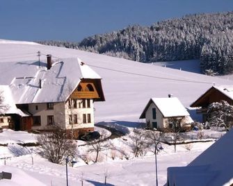 Hirschen-Dorfmühle - Biederbach - Gebäude