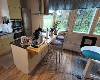 Pet Friendly Retreat - Sleeps 8 With Sauna - Kouvola - Kuchyň