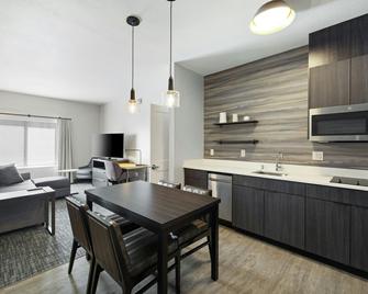 Residence Inn by Marriott Lodi Stockton - Lodi - Спальня