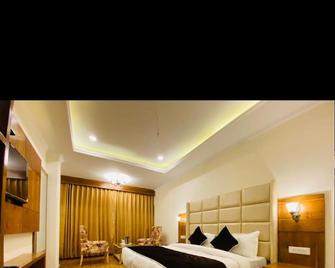 Hotel De Park - Shimla - Bedroom