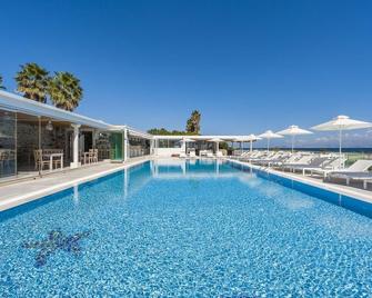 Saint George Hotel - Chrisi Akti - Piscine