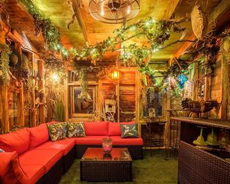 Hidden Gem Sleeps 10+! children & Pets Welcomed! - Rockford