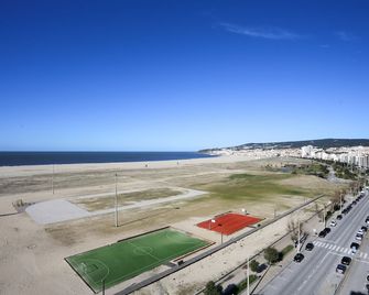 Sea Side Luxury Apartment - Figueira da Foz - Beach