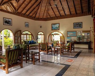 Merril's Beach Resort II - Negril - Lobby