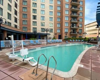 National Harbor | Pool & DC Access | 2br Deluxe - Oxon Hill - Zwembad