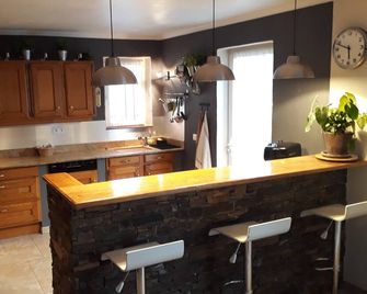 House in Provence in the Luberon Regional Nature Park - Ansouis - Cocina