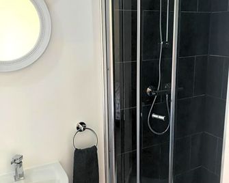 The Half Moon Inn - Goole