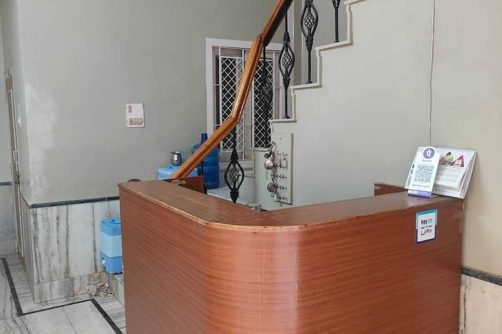 Hotel Jamna Vilas - Bikaner - Front desk