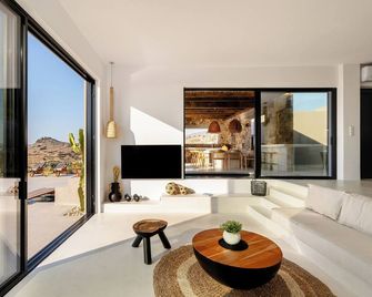 Plaka Hills - Brand New Villa With Luxurious & Inspiring Experience! - Naxos - Wohnzimmer