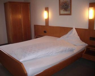 Landhotel Pingel - Sundern - Schlafzimmer