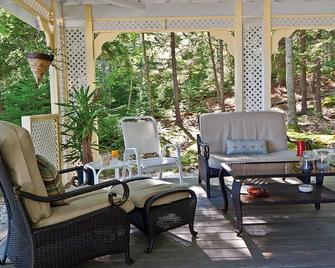Mount Battie Inn - Lincolnville - Patio