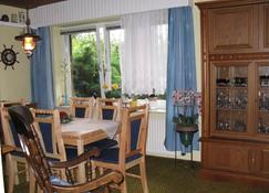 Ferienhaus Ockholm - Ockholm - Dining room